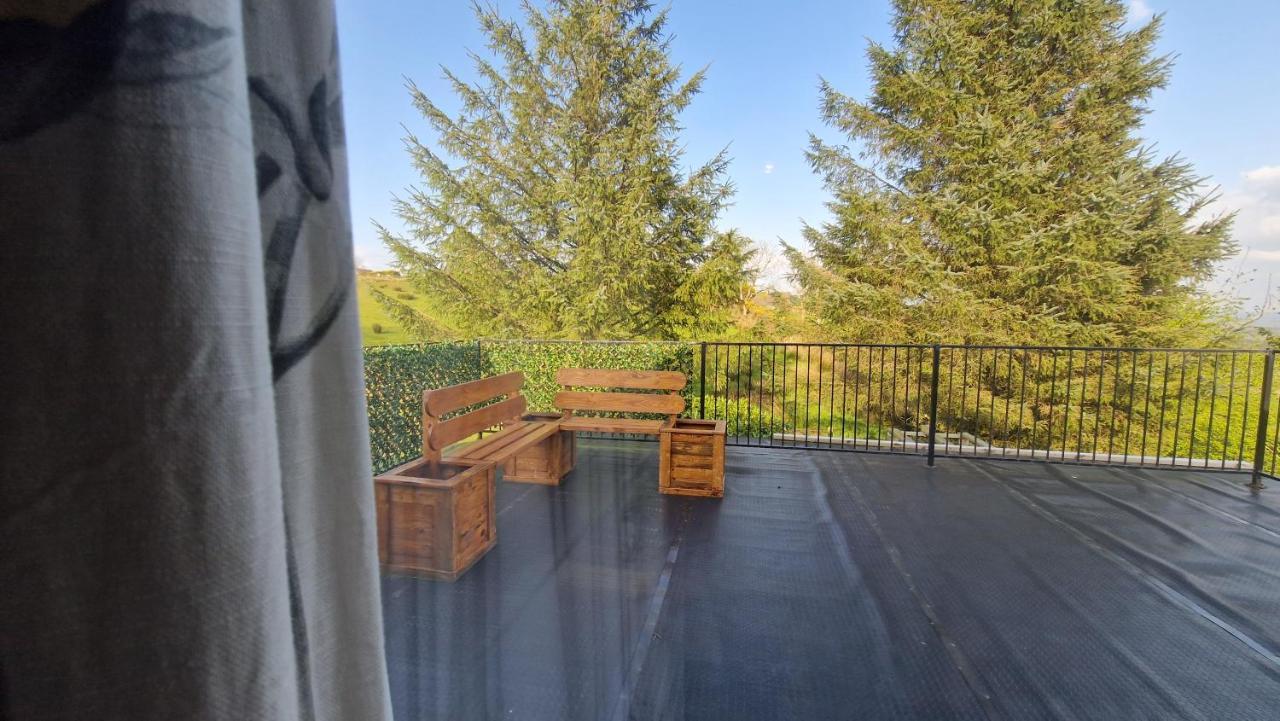 Goldenhill Guesthouse Omagh Dış mekan fotoğraf