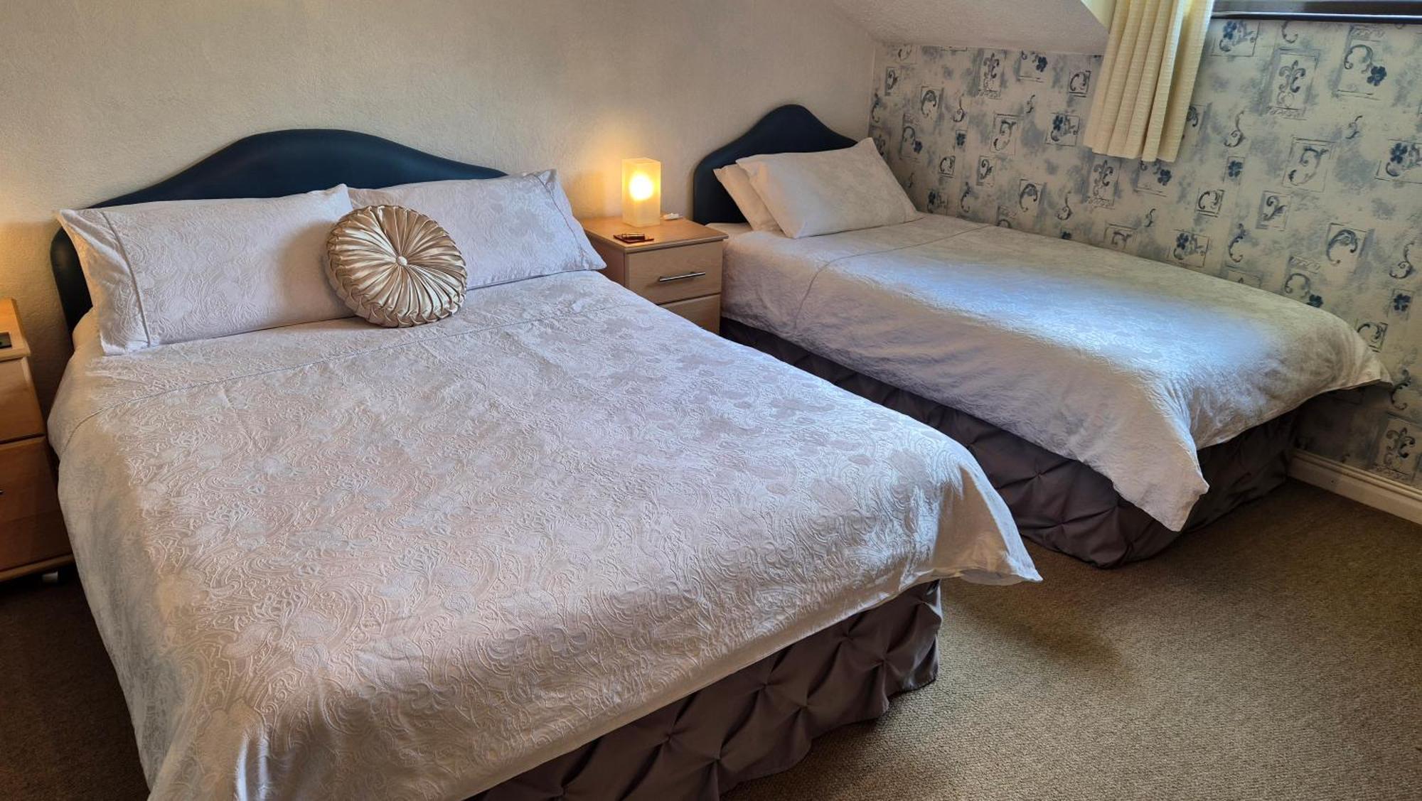 Goldenhill Guesthouse Omagh Dış mekan fotoğraf